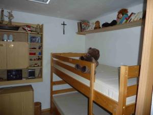 Doppelschlafraum mit Etagenbett
