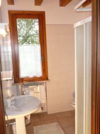 Badezimmer  mit Duche