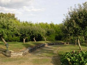 Kerouini, der n&auml;chste Strand, Tr&eacute;vignon i.d. Ferne