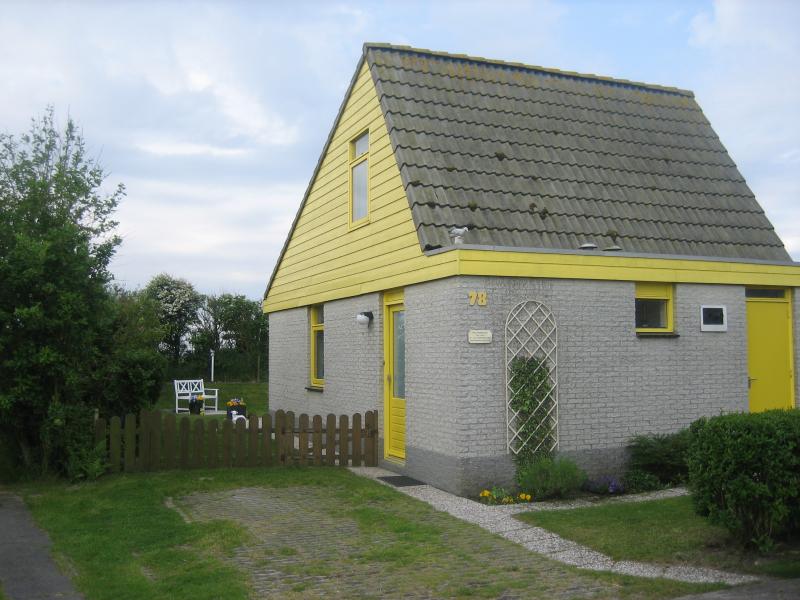 Ferienhaus in Julianadorp aan Zee, Nordholland, zwischen Callantsoog und Den Helder