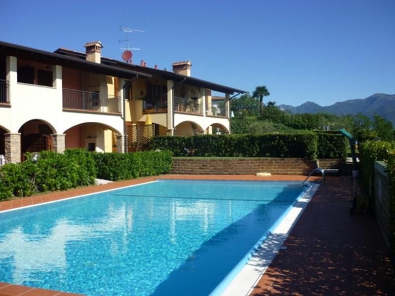 Holiday Apartment On Lake Garda Pool Private Garden Air