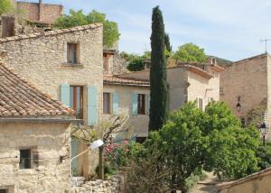Unser Ferienhaus (blaue Fensterläden)