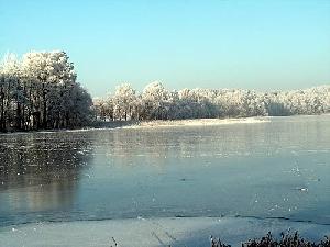 der See im Winter