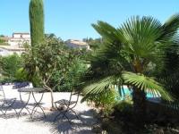 Unsere Terrasse bietet einen herrlichen Meerblick über die Bucht von Cannes und das Esterel