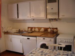 Küche komplet ausgestattet