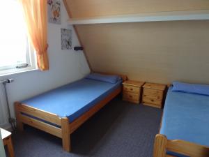 Schlafzimmer 2 mit 2 Einzelbetten