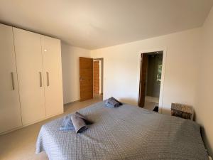 Zimmer 2 mit direktem Badzugang