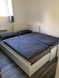 Schlafzimmer (Doppelbett)