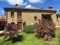 Aprikosenhäuschen (4er Appt) im toskanischen Stil mit eigener Pergola zu vermieten