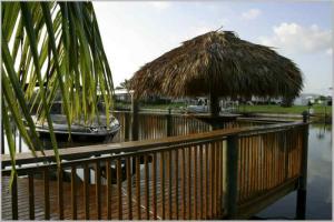 Bild 2 von Poolarea & Bootsdock